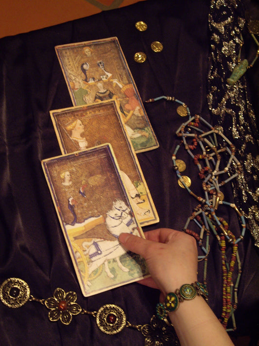 Astrology-Informed Tarot Reading